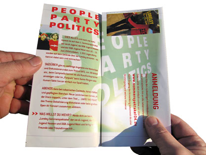 flyer, aufgeklappt